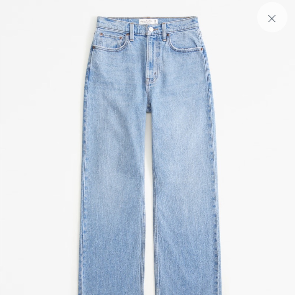 Abercrombie & Fitch Curve Love High Rise 90s Relaxed Jean (NWT)